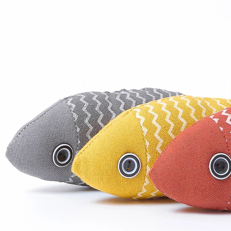 Catnip Fish Toy – Interactive Plush Fish Cat Scratcher & Mint Fidget Toy for Cats & Kittens